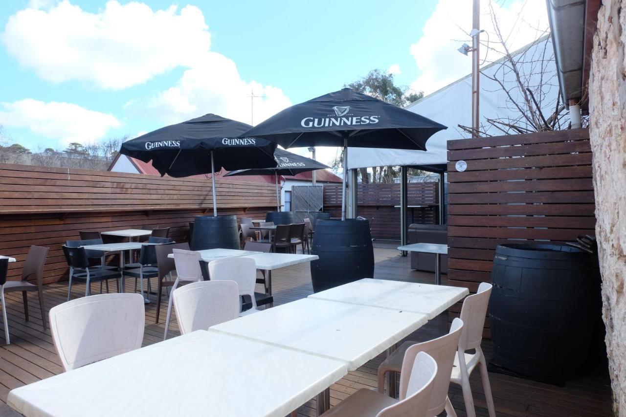 The Caledonian Inn Port Fairy Exteriör bild